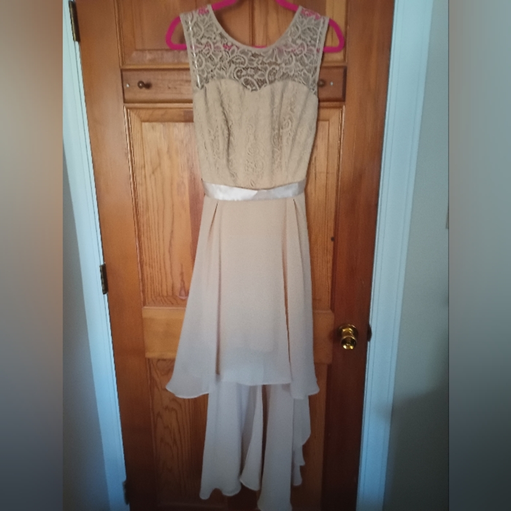 Dress - Picture 2 of 4